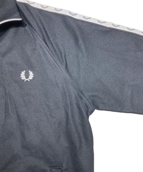 FRED PERRY（フレッドペリー）FRED PERRY (フレッドペリー) Taped Track Jacket ブラック サイズ:Sの古着・服飾アイテム