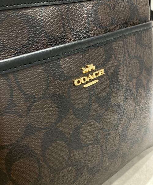 COACH（コーチ）COACH (コーチ) シグネチャーショルダーバッグ ブラウンの古着・服飾アイテム