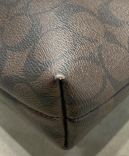 COACH（コーチ）COACH (コーチ) シグネチャーショルダーバッグ ブラウンの古着・服飾アイテム