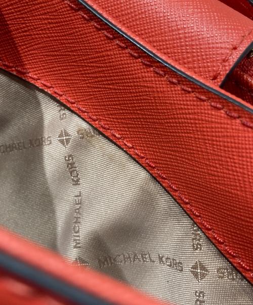 MICHAEL KORS（マイケルコース）MICHAEL KORS (マイケル・コース) ADRIENNE サッチェル スモール(アドリアンヌ サッチェル スモール） レッドの古着・服飾アイテム