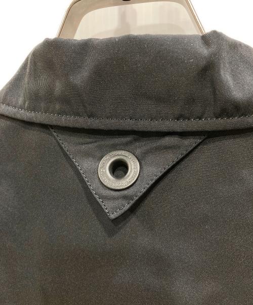WHITE MOUNTAINEERING（ホワイトマウンテ二アニング）WHITE MOUNTAINEERING (ホワイトマウンテ二アニング) WINDSTOPPER CROSS STITCH COACH JACKET ブラック サイズ:2の古着・服飾アイテム