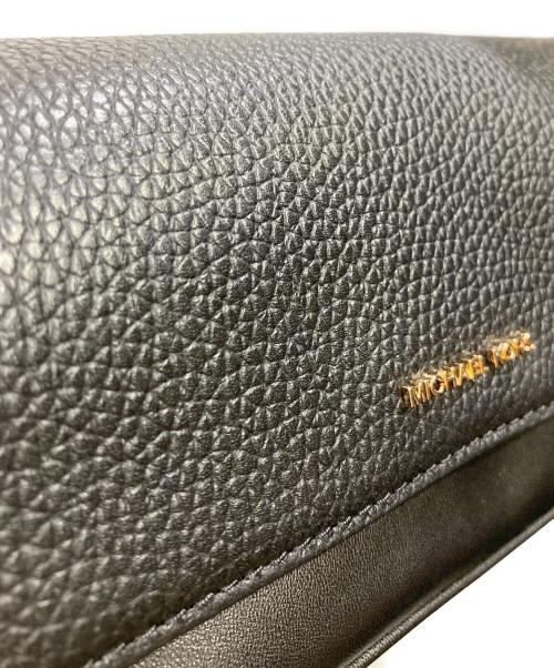MICHAEL KORS（マイケル・コース）MICHAEL KORS (マイケル・コース) JET SET TRAVEL SM FLP XBDY W ブラックの古着・服飾アイテム