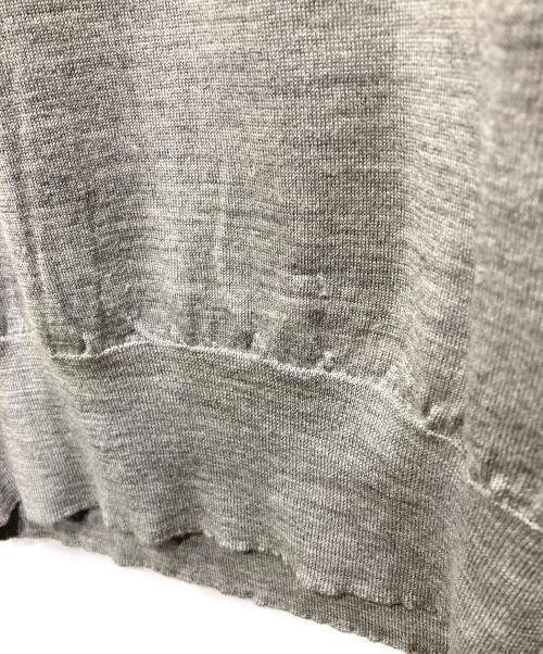 JOHN SMEDLEY（ジョンスメドレー）JOHN SMEDLEY (ジョンスメドレー) Vガゼット クルーネック ニット グレー サイズ:Sの古着・服飾アイテム