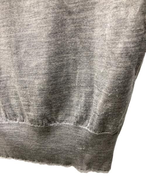 JOHN SMEDLEY（ジョンスメドレー）JOHN SMEDLEY (ジョンスメドレー) Vガゼット クルーネック ニット グレー サイズ:Sの古着・服飾アイテム