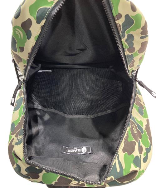 A BATHING APE（アベイシングエイプ）A BATHING APE (アベイシングエイプ) ABC CAMO BAPE DAYPACK グリーンの古着・服飾アイテム