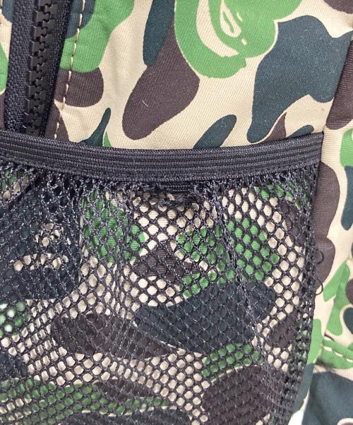 A BATHING APE（アベイシングエイプ）A BATHING APE (アベイシングエイプ) ABC CAMO BAPE DAYPACK グリーンの古着・服飾アイテム