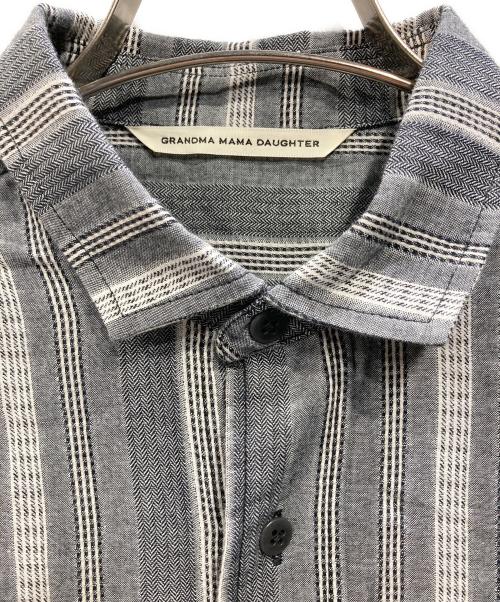 GRANDMA MAMA DAUGHTER（グランマママドーター）GRANDMA MAMA DAUGHTER (グランマママドーター) ストライプシャツ グレーの古着・服飾アイテム