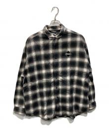 F.C.R.B.（エフシーレアルブリストル）の古着「FLANNEL BIG LOGO BAGGY SHIRT」｜グレー