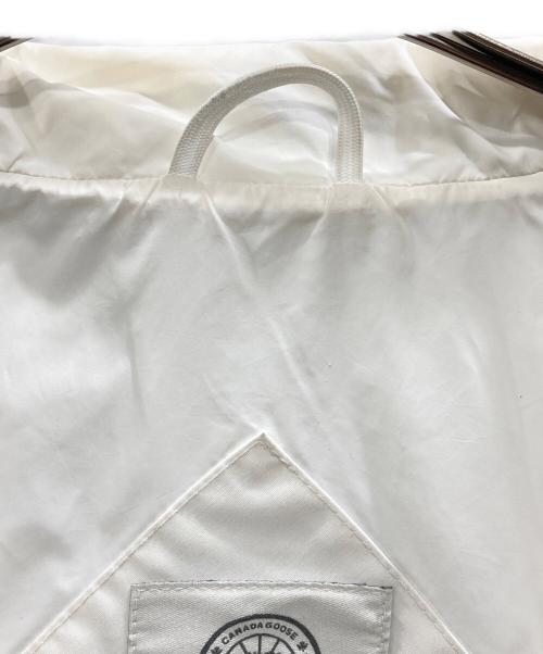 CANADA GOOSE（カナダグース）CANADA GOOSE (カナダグース) Science Research Jacket ホワイト サイズ:Sの古着・服飾アイテム