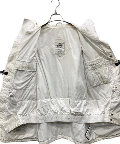 CANADA GOOSE（カナダグース）CANADA GOOSE (カナダグース) Science Research Jacket ホワイト サイズ:Sの古着・服飾アイテム