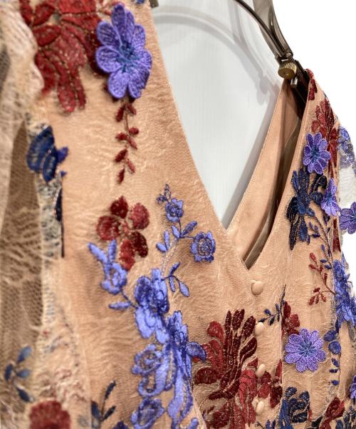 GRACE CONTINENTAL（グレースコンチネンタル）GRACE CONTINENTAL (グレースコンチネンタル) レース刺繍ワンピース ベージュ サイズ:38の古着・服飾アイテム