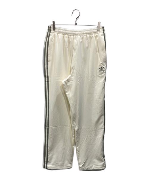 adidas Originals（アディダスオリジナル）adidas originals (アディダスオリジナル) トラックパンツ アイボリー サイズ:L 未使用品の古着・服飾アイテム
