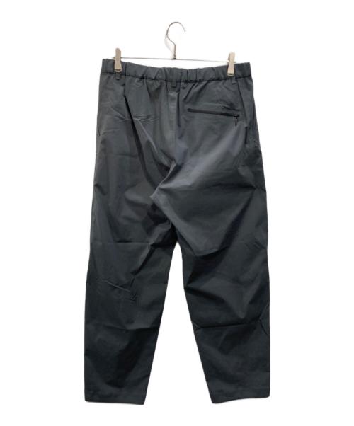DESCENTE ALLTERRAIN（デザイント オルテライン）Descente ALLTERRAIN (デザイント オルテライン) プライムフレックステーパードパンツ グレー サイズ:XOの古着・服飾アイテム