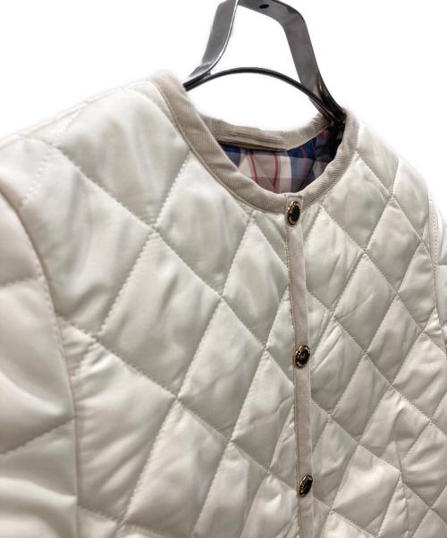 MACKINTOSH PHILOSOPHY（マッキントッシュ フィロソフィー）MACKINTOSH PHILOSOPHY (マッキントッシュ フィロソフィー) Traditional Weatherwear (トラディショナルウェザーウェア) キルティングジャケット アイボリー サイズ:34の古着・服飾アイテム