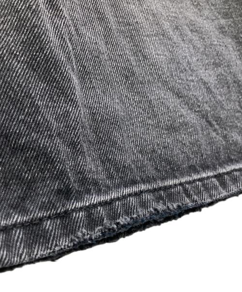 EVISU（エヴィス）EVISU (エヴィス) 刺し子猫大黒デニムパンツ グレー サイズ:SIZE 26の古着・服飾アイテム