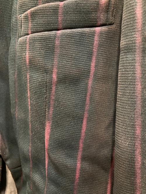 COMME des GARCONS HOMME PLUS（コムデギャルソンオムプリュス）COMME des GARCONS HOMME PLUS (コムデギャルソンオムプリュス) 製品染ジップジャケット ワインレッド サイズ:Mの古着・服飾アイテム