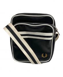 FRED PERRY（フレッドペリー）の古着「ショルダーバッグ」｜ブラック