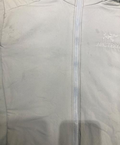 ARC'TERYX（アークテリクス）ARC'TERYX (アークテリクス) ATOM LT ブルー サイズ:Ｓの古着・服飾アイテム