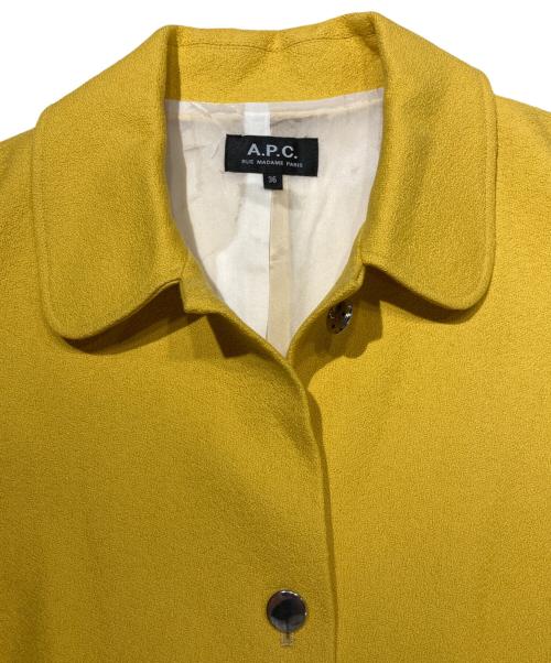 A.P.C.（アーペーセー）A.P.C. (アーペーセー) ステンカラーコート イエロー サイズ:36の古着・服飾アイテム