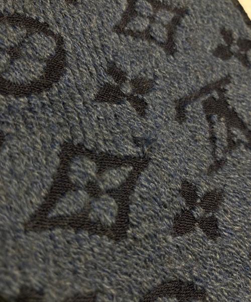 LOUIS VUITTON（ルイ ヴィトン）LOUIS VUITTON (ルイ ヴィトン) ウールマフラー ネイビーの古着・服飾アイテム