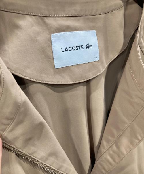 LACOSTE（ラコステ）LACOSTE (ラコステ) ライトウェイトノーカラーブルゾン ベージュ サイズ:40の古着・服飾アイテム