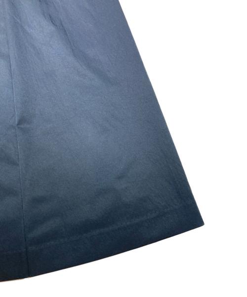 LANVIN en Bleu（ランバンオンブルー）LANVIN en Bleu (ランバンオンブルー) 撥水タフタノースリーブワンピース ブラック サイズ:38 未使用品の古着・服飾アイテム