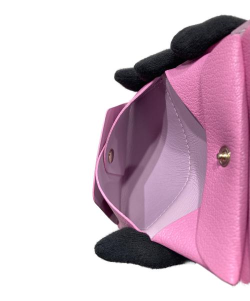 MOLINI（モリニ）MOLINI (モリニ) Bifold Compact Wallet ピンクの古着・服飾アイテム