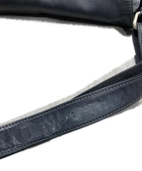 Jean Paul Gaultier homme（ジャンポールゴルチェオム）Jean Paul Gaultier homme (ジャンポールゴルチェオム) アーカイブレザーショルダーバッグ ブラックの古着・服飾アイテム