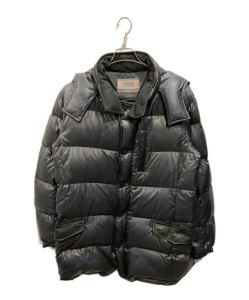 ARMANI COLLEZIONI（アルマーニ コレツィオーニ）ARMANI COLLEZIONI (アルマーニ コレツィオーニ) フェイクレザートリム ダウンジャケット ネイビー サイズ:52の古着・服飾アイテム