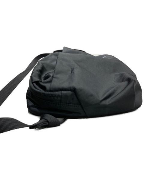 ARC'TERYX（アークテリクス）ARC'TERYX (アークテリクス) HELIAD CROSSBODY BAG ブラックの古着・服飾アイテム