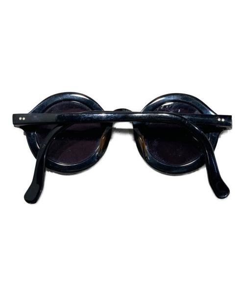 Jean Paul GAULTIER（ジャンポールゴルチェ）Jean Paul GAULTIER (ジャンポールゴルチェ) ロゴレタリングサングラス ブラック サイズ:40□15 125の古着・服飾アイテム