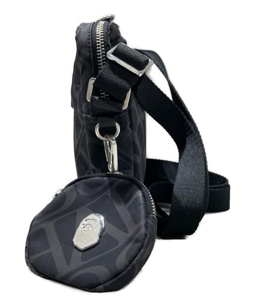 A BATHING APE（アベイシングエイプ）A BATHING APE (アベイシングエイプ) SPORT MONOGRAM SHOULDER BAG グレーの古着・服飾アイテム