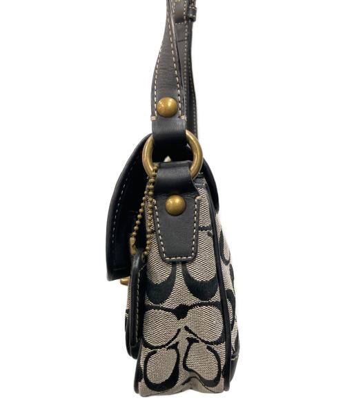 COACH（コーチ）COACH (コーチ) シグネチャー ターンロックショルダーバッグ ベージュブラックの古着・服飾アイテム