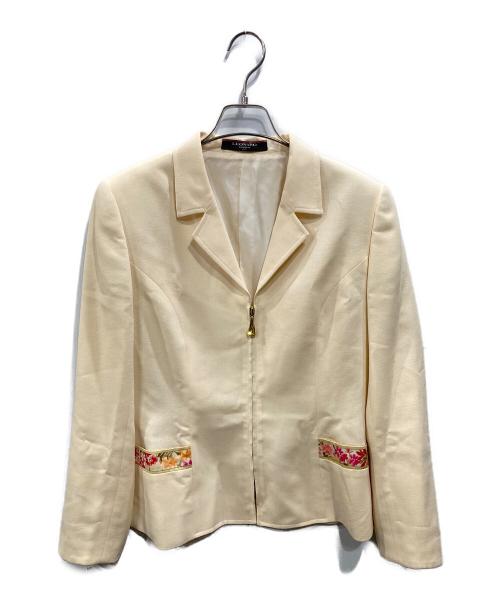 LEONARD FASHION（レオナールファッション）LEONARD FASHION (レオナールファッション) ジャケット・スカートセットアップ アイボリー サイズ:9ARの古着・服飾アイテム