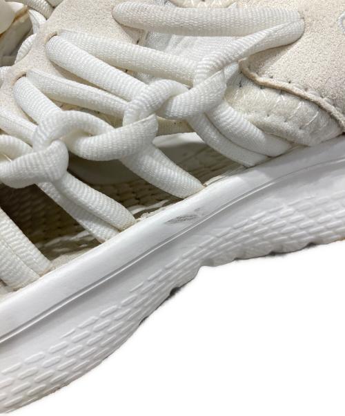 KEEN（キーン）KEEN (キーン) UNEEK O2 ホワイト サイズ:23cmの古着・服飾アイテム
