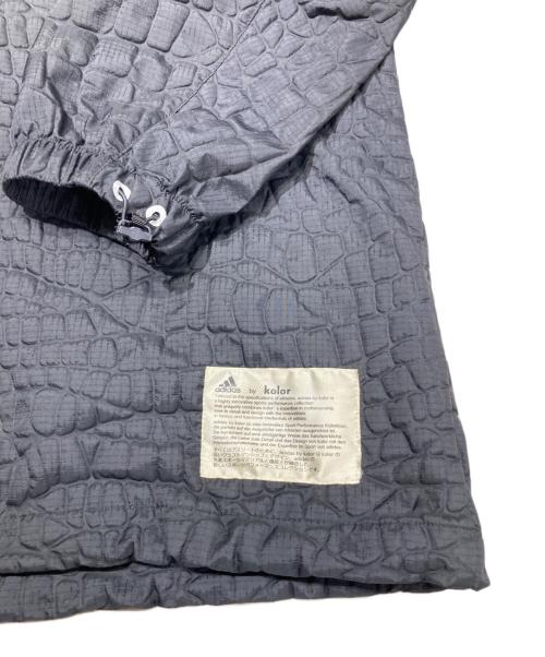 adidas（アディダス）adidas (アディダス) KOLOR (カラー) エンボスプルオーバー ブラック×オレンジ サイズ:Oの古着・服飾アイテム