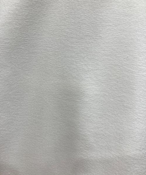 ADORE（アドーア）ADORE (アドーア) ラッフルフリルトップス ホワイト サイズ:SIZE 38の古着・服飾アイテム