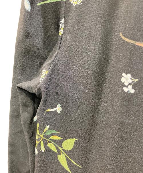RED VALENTINO（レッドヴァレンティノ）RED VALENTINO (レッドヴァレンティノ) ボタニカルプリント ボウタイドレス ブラック×グリーン サイズ:40の古着・服飾アイテム