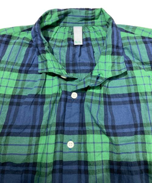 NATURAL LAUNDRY（ナチュラルランドリー）NATURAL LAUNDRY (ナチュラルランドリー) 先染めシャーリングロングシャ グリーン×ネイビー サイズ:2の古着・服飾アイテム