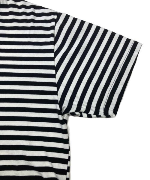 Yuko Higuchi（ユウコ ヒグチ）Yuko Higuchi (ユウコ ヒグチ) Tシャツ しましまどじょう飼っていい？ ブラック×ホワイト サイズ:Lの古着・服飾アイテム