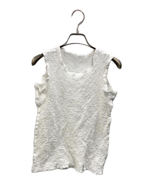 me ISSEY MIYAKE（ミーイッセイ ミヤケ）me ISSEY MIYAKE (ミーイッセイ ミヤケ) 26SS CAULIFLOWER ノースリーブトップス ホワイト サイズ:freeの古着・服飾アイテム