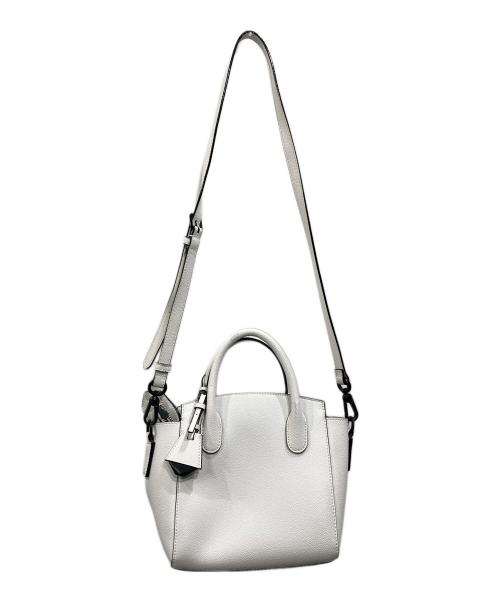 CHARLES & KEITH（チャールズアンドキース）CHARLES & KEITH (チャールズアンドキース) クラシック ダブルトップハンドルバッグ ホワイトの古着・服飾アイテム