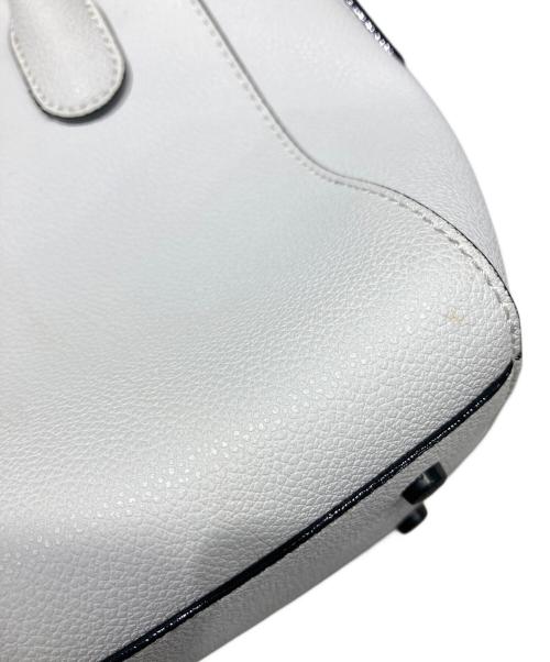 CHARLES & KEITH（チャールズアンドキース）CHARLES & KEITH (チャールズアンドキース) クラシック ダブルトップハンドルバッグ ホワイトの古着・服飾アイテム