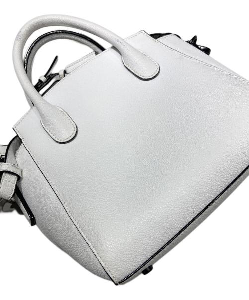 CHARLES & KEITH（チャールズアンドキース）CHARLES & KEITH (チャールズアンドキース) クラシック ダブルトップハンドルバッグ ホワイトの古着・服飾アイテム