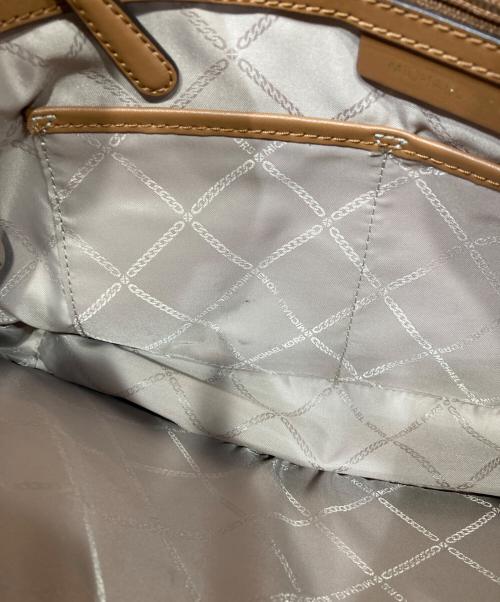 MICHAEL KORS（マイケルコース）MICHAEL KORS (マイケルコース) VOYAGER（ボイジャー） ミディアム ロゴトート ブラウンの古着・服飾アイテム