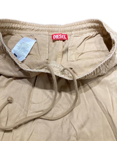 DIESEL（ディーゼル）DIESEL (ディーゼル) P-GOLD-SPORT ベージュ サイズ:48の古着・服飾アイテム