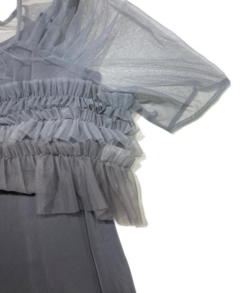 LE'RURE（リルアー）LE'RURE (リルアー) ラッフルチュールエアリードレス グレー サイズ:S 未使用品の古着・服飾アイテム
