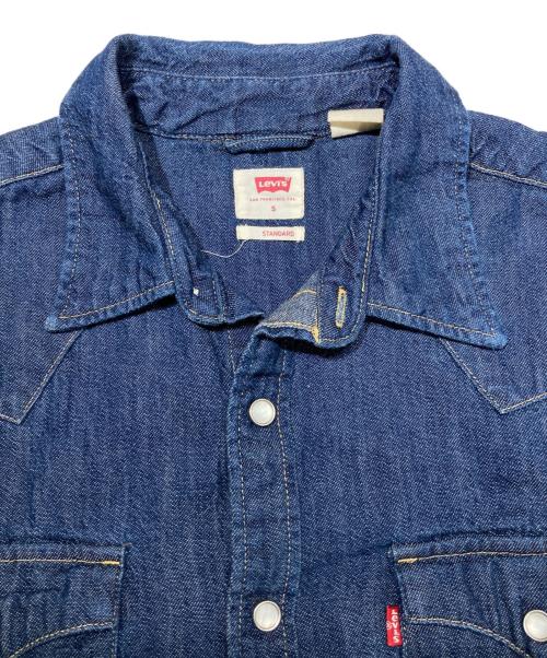LEVI'S（リーバイス）LEVI'S (リーバイス) STANDARD ウエスタンシャツ インディゴ サイズ:Sの古着・服飾アイテム