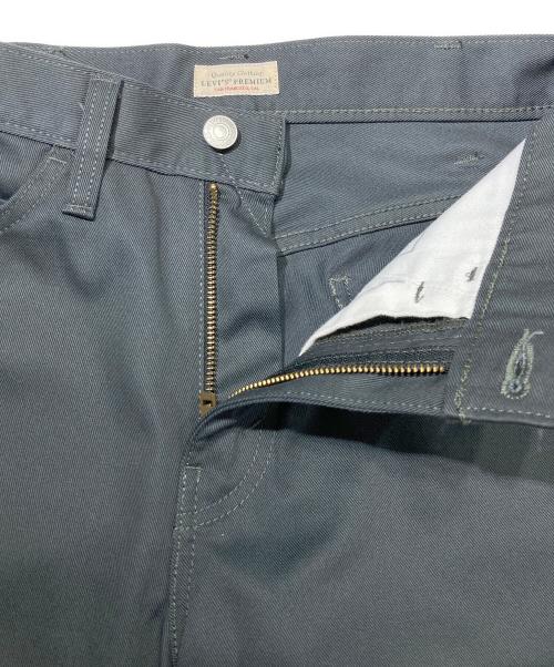 LEVI'S（リーバイス）LEVI'S (リーバイス) STA-PREST ツイル フレアパンツ グレー サイズ:W28L30の古着・服飾アイテム