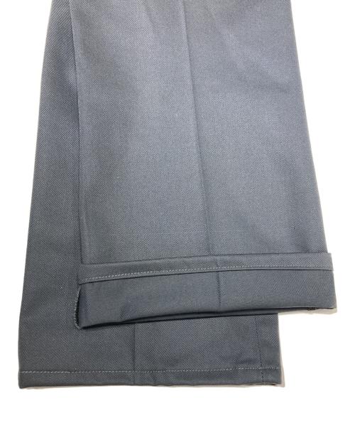 LEVI'S（リーバイス）LEVI'S (リーバイス) STA-PREST ツイル フレアパンツ グレー サイズ:W28L30の古着・服飾アイテム